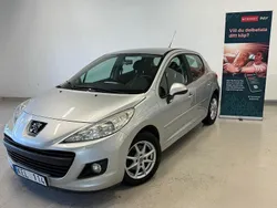 Ljusgrå (grå) Begagnad 2010 Peugeot 207 Halvkombi | 72 800 kr (Dyr)