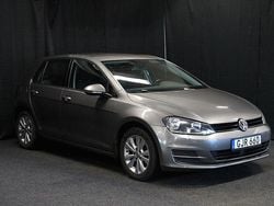 Grå Begagnad 2014 VW Golf VII Halvkombi | 124 900 kr (Marknadspris)
