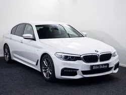 Vit Begagnad 2018 BMW 520 M Sport Sedan | 309 900 kr (Marknadspris)