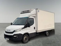 Vit Begagnad 2018 Iveco Daily Van | 204 900 kr (Marknadspris)