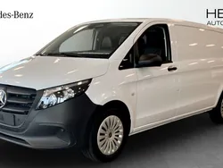 Svart Ny 2024 Mercedes Vito Minibuss | 490 670 kr (Bra pris)