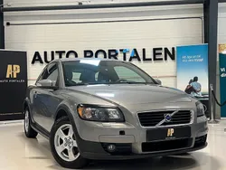 Grå Begagnad 2007 Volvo C30 Momentum Halvkombi | 44 900 kr (Marknadspris)