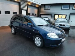 Mörkblå Begagnad 2001 Toyota Corolla Kombi | 24 900 kr (Marknadspris)