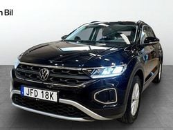 Svart Begagnad 2022 VW T-Roc Life SUV | 229 900 kr (Marknadspris)