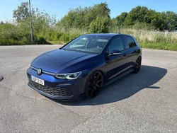 Mörkblå Begagnad 2021 VW Golf VIII GTE Halvkombi | 249 900 kr (Marknadspris)