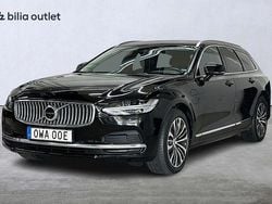 Svart Begagnad 2022 Volvo V90 Core Kombi | 339 900 kr (Marknadspris)