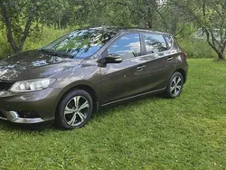 Brun Begagnad 2015 Nissan Pulsar Halvkombi | 80 000 kr (Bra pris)