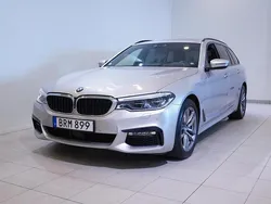 Ljusgrå Begagnad 2017 BMW 530 M Sport Kombi | 329 900 kr