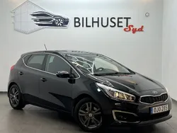 Svart Begagnad 2016 Kia Ceed Halvkombi | 128 500 kr (Marknadspris)