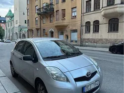 Silver Begagnad 2010 Toyota Yaris Halvkombi | 45 000 kr (Marknadspris)