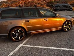Grå Begagnad 2011 Volvo V70 R-Design Kombi | 72 000 kr (Marknadspris)
