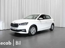 Vit (candy white) Begagnad 2024 Skoda Fabia Halvkombi | 187 500 kr