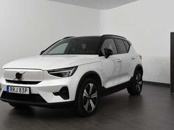 Vit Begagnad 2022 Volvo XC40 Core SUV | 349 800 kr