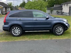 Grå Begagnad 2012 Honda CR-V SUV | 110 000 kr (Marknadspris)