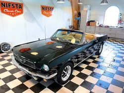 Mörkgrön Begagnad 1966 Ford Mustang Cab | 319 900 kr