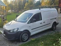 Vit Begagnad 2015 VW Caddy Maxi Minibuss | 110 000 kr (Bra pris)