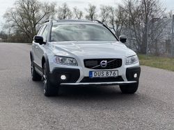 Vit Begagnad 2015 Volvo XC70 Standard SUV | 244 900 kr (Dyr)