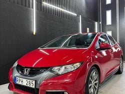 Röd Begagnad 2012 Honda Civic Sport Halvkombi | 55 000 kr (Marknadspris)