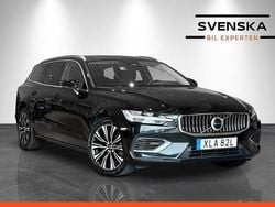 Svart Begagnad 2022 Volvo V60 Core Kombi | 342 900 kr (Marknadspris)