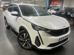 Vit nacré Begagnad 2020 Peugeot 3008 Allure SUV | 249 900 kr (Lite dyr)