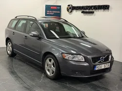 Grå Begagnad 2011 Volvo V50 Momentum Kombi | 64 900 kr (Marknadspris)