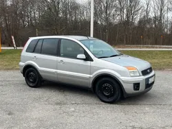 Grå Begagnad 2007 Ford Fusion Halvkombi | 29 900 kr (Marknadspris)