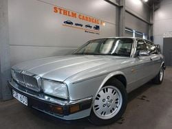 Ljusgrå Begagnad 1993 Jaguar XJ Sovereign Sedan | 159 900 kr