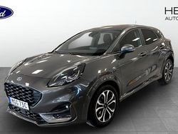 Grå (grey) Begagnad 2022 Ford Puma Gen-E ST-Line SUV | 199 900 kr (Marknadspris)