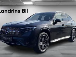 Grå Begagnad 2023 Mercedes GLC300e AMG SUV | 699 000 kr (Marknadspris)