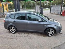Grå Begagnad 2013 Seat Altea XL Minibuss | 40 000 kr (Bra pris)