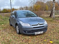Begagnad 2005 Citroën C4 Halvkombi | 17 000 kr