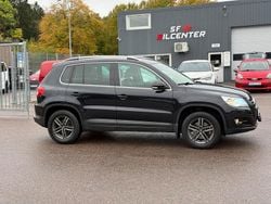 Svart Begagnad 2010 VW Tiguan Sportline SUV | 77 900 kr (Superpris)
