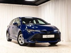 Mörkblå (blå) Begagnad 2020 Toyota Corolla Active Kombi | 209 900 kr (Marknadspris)