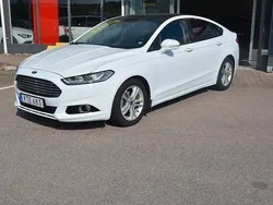 Vit Begagnad 2015 Ford Mondeo Titanium Halvkombi | 139 900 kr (Marknadspris)