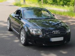 Svart Begagnad 2004 Audi TT Sportkupé | 135 000 kr