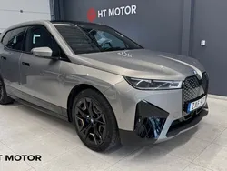 Grå Begagnad 2022 BMW iX Comfort Edition SUV | 694 900 kr (Marknadspris)