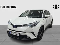 Vit Begagnad 2018 Toyota C-HR SUV | 219 000 kr (Marknadspris)