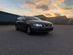 Grå Begagnad 2009 Volvo V70 Momentum Kombi | 50 000 kr (Superpris)