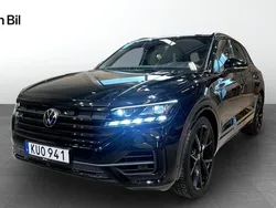 Svart Begagnad 2023 VW Touareg R SUV | 859 900 kr (Dyr)