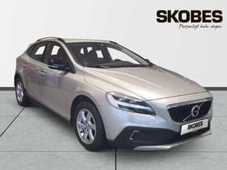 Begagnad 2018 Volvo V40 CC Kombi | 216 900 kr (Bra pris)