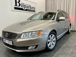 Ljusbrun Begagnad 2013 Volvo V70 Kombi | 99 900 kr (Marknadspris)
