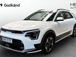 Vit (white) Begagnad 2022 Kia e-Niro 2 SUV | 329 900 kr (Dyr)