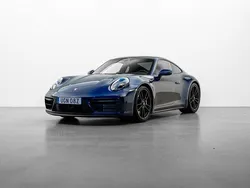 Mörkblå (gentian blue metallic) Begagnad 2023 Porsche 911 Carrera GTS Sportkupé | 1 729 000 kr (Marknadspris)