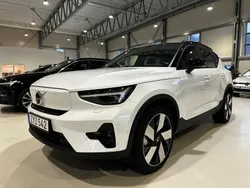 Vit Begagnad 2023 Volvo XC40 Ultimate SUV | 457 500 kr
