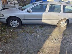 Begagnad 2001 Volvo V70 Kombi | 1 000 kr