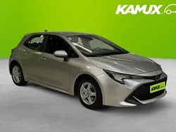 Silver (grå) Begagnad 2022 Toyota Corolla Hybrid Active Halvkombi | 199 800 kr (Bra pris)