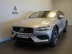 Silver Begagnad 2024 Volvo V60 CC Kombi | 469 500 kr
