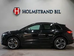 Svart Begagnad 2023 Audi Q4 e-tron Comfort SUV | 389 900 kr (Marknadspris)