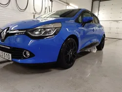 Blå Begagnad 2015 Renault Clio IV Halvkombi | 80 000 kr (Marknadspris)