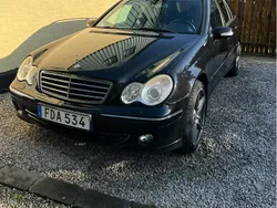 Svart Begagnad 2007 Mercedes C180 Avantgarde Kombi | 40 000 kr (Bra pris)